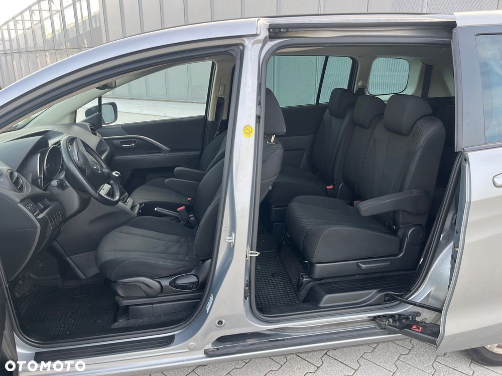 Mazda 5 - 7