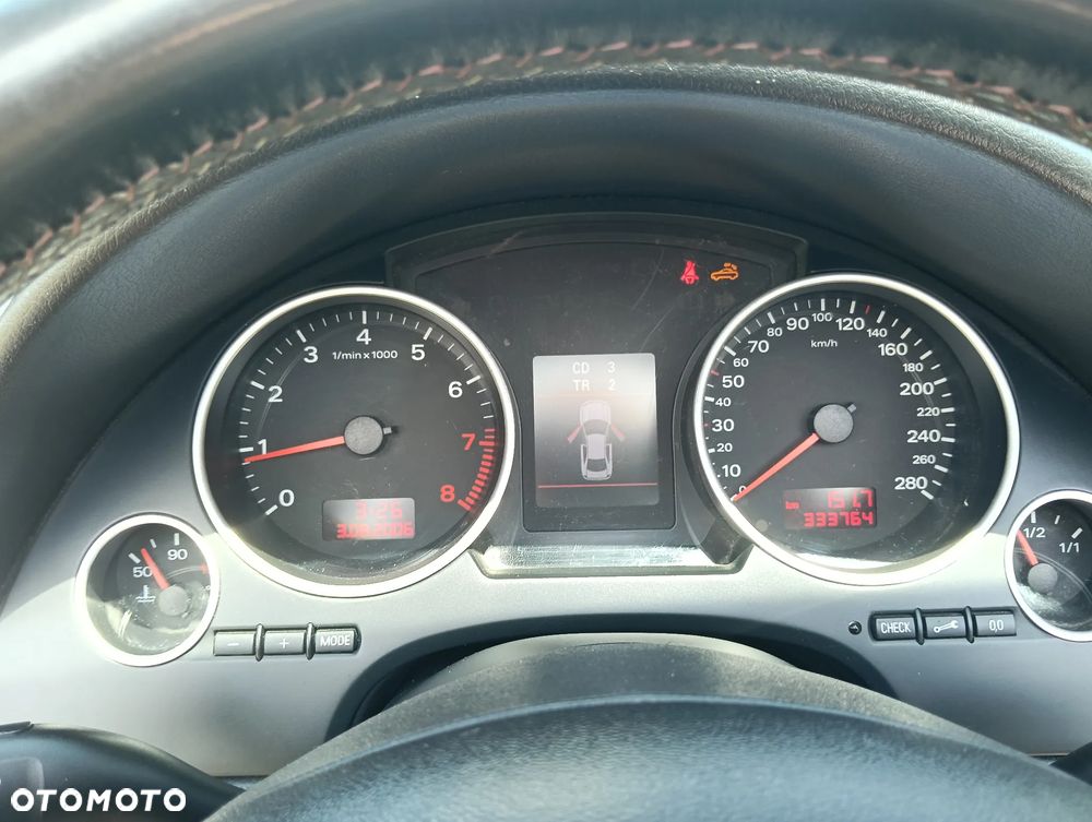 Audi A4 Cabrio 2.0 TFSI - 11