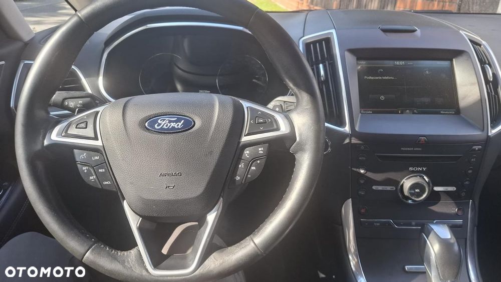 Ford S-Max 2.0 TDCi Titanium PowerShift - 7
