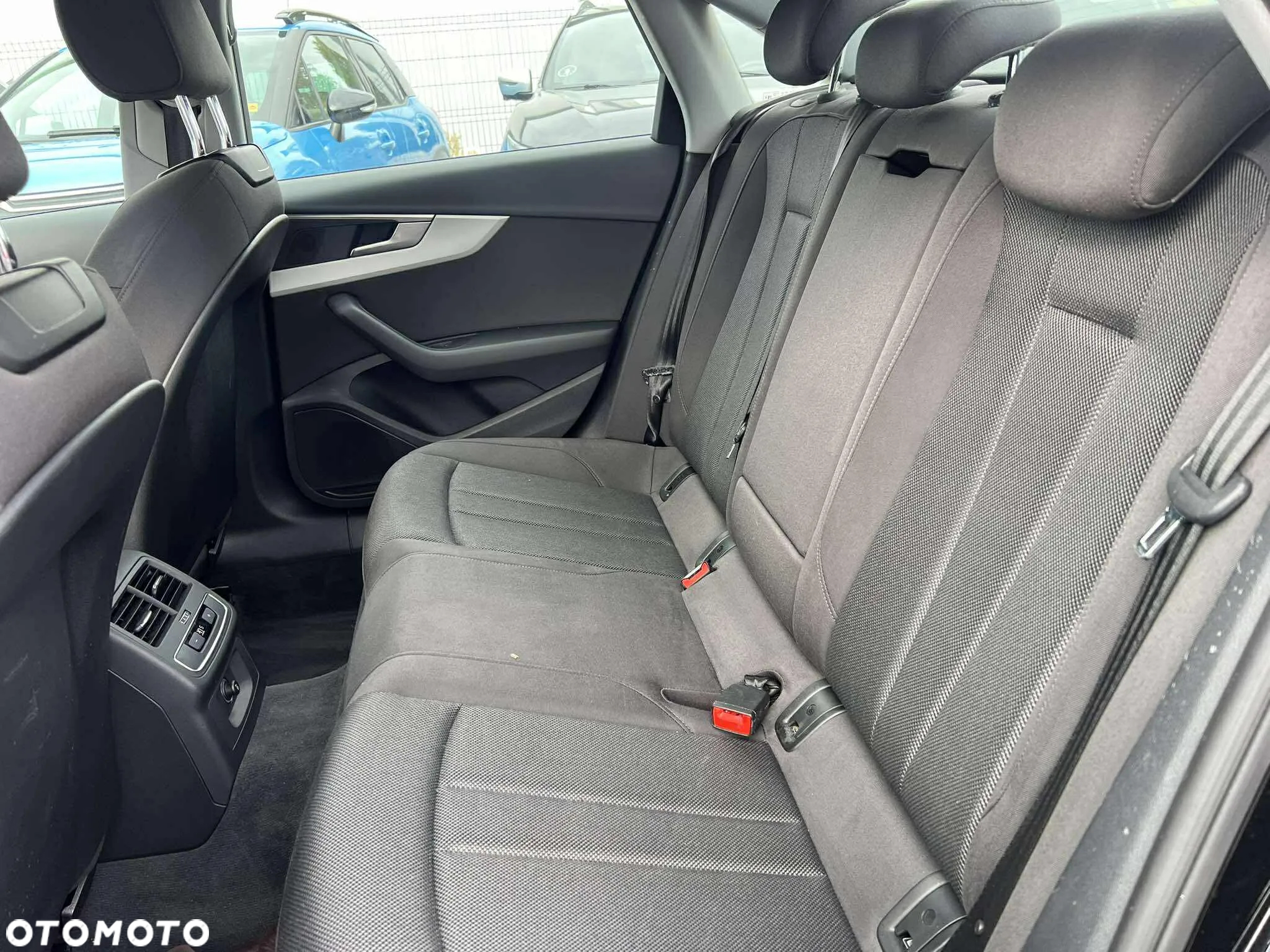 Audi A4 - 16
