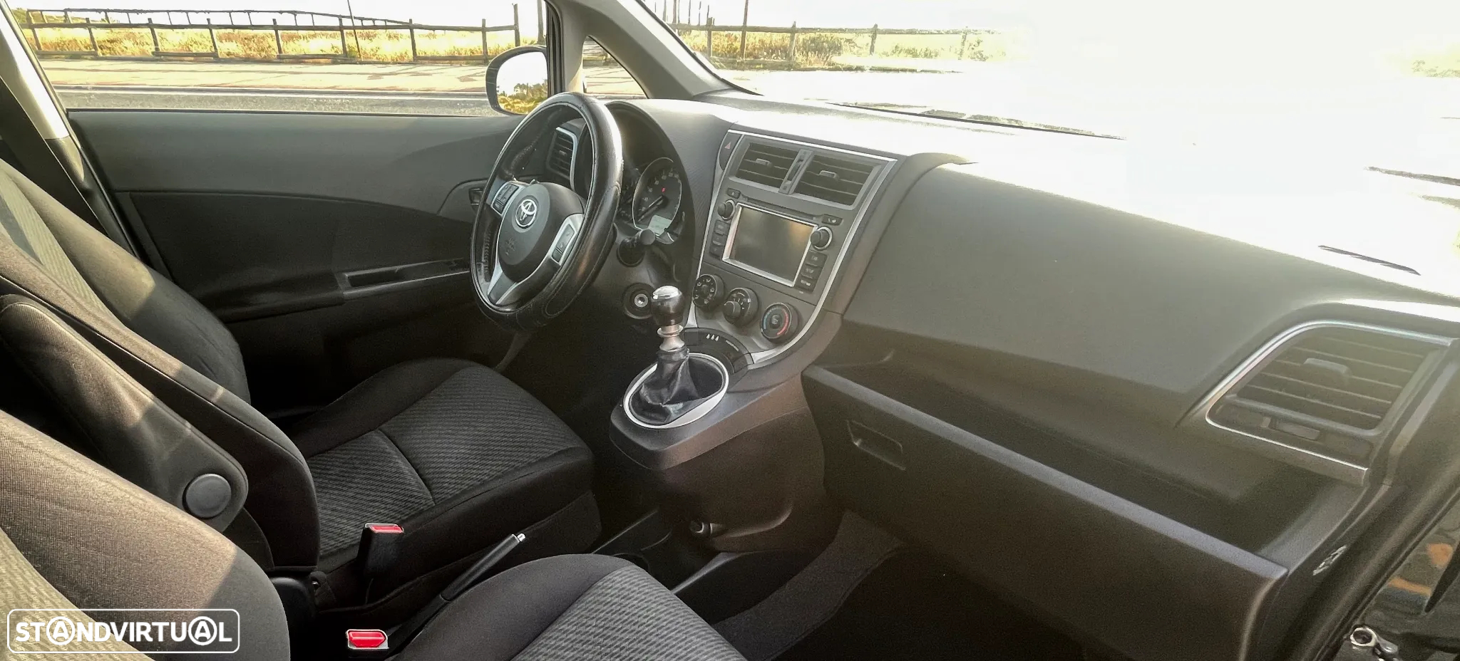 Toyota Verso-S 1.33 VVT-i S&S Life - 14