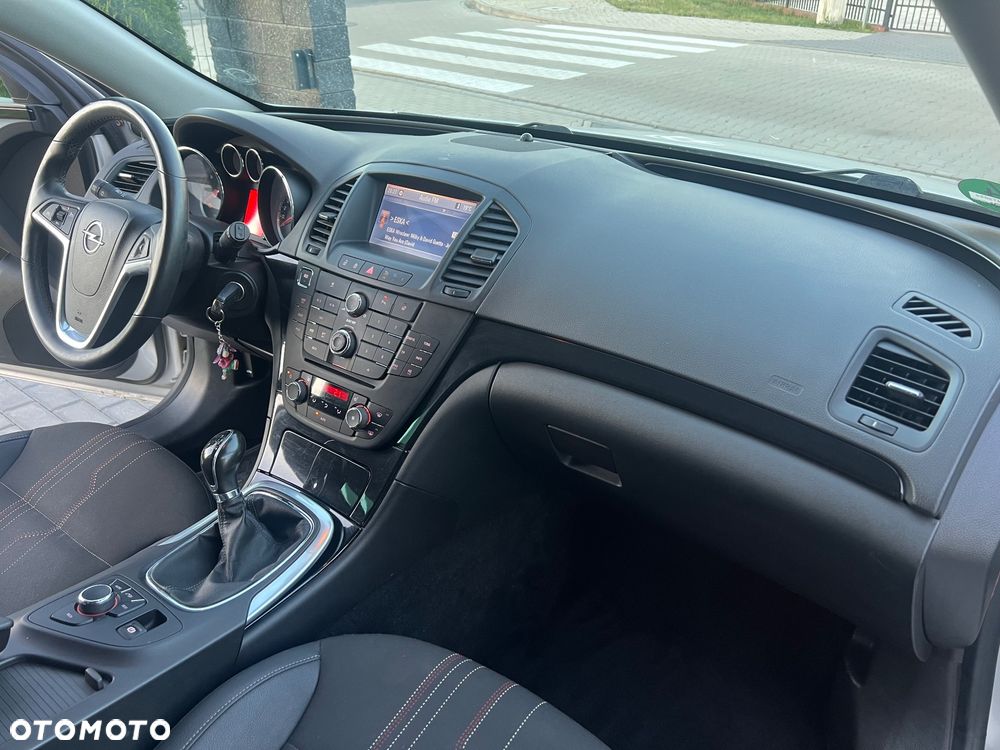 Opel Insignia - 29