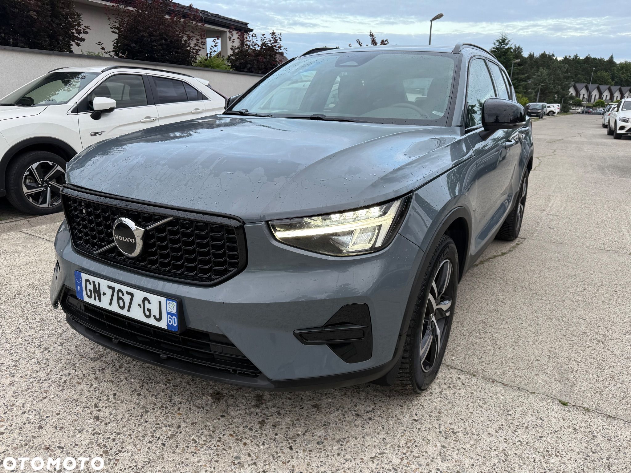 Volvo XC 40 B3 Ultimate Dark - 1