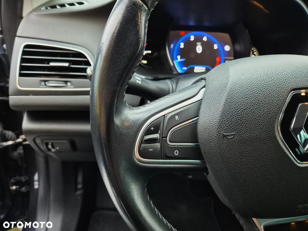 Renault Megane TCe 115 GPF LIMITED - 22