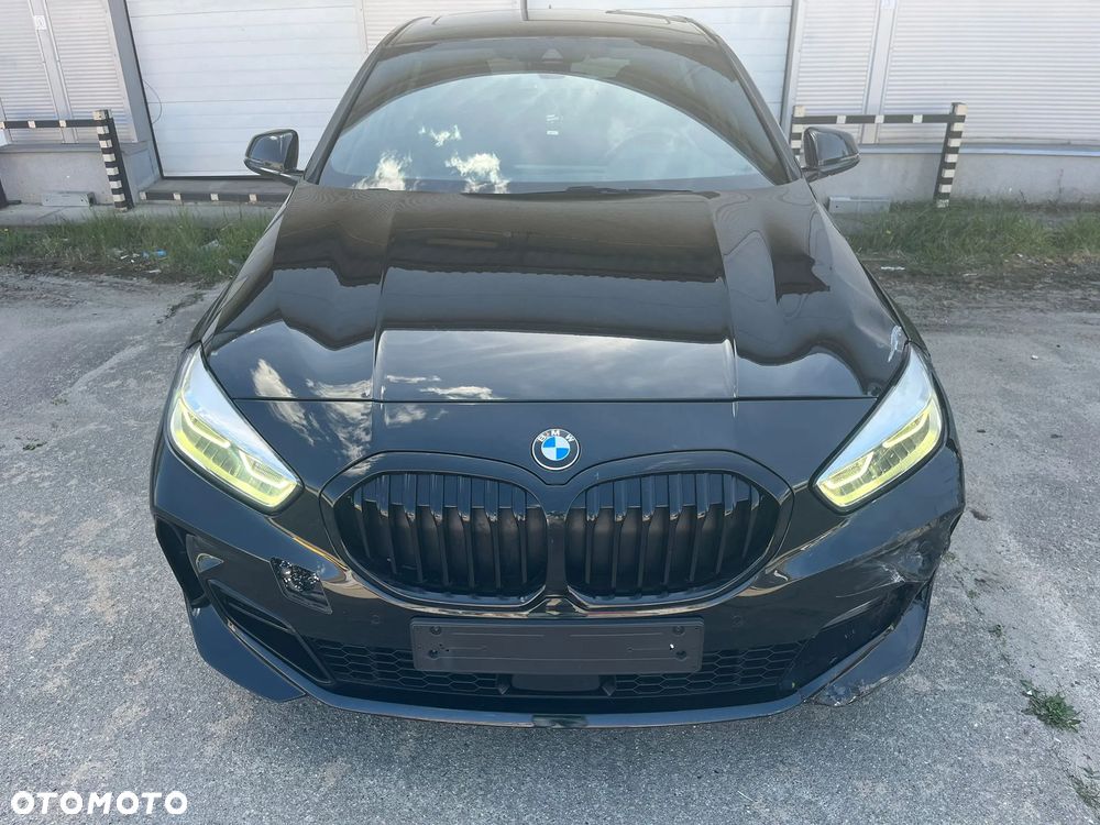 BMW Seria 1 118d Edition M Sport Shadow - 26