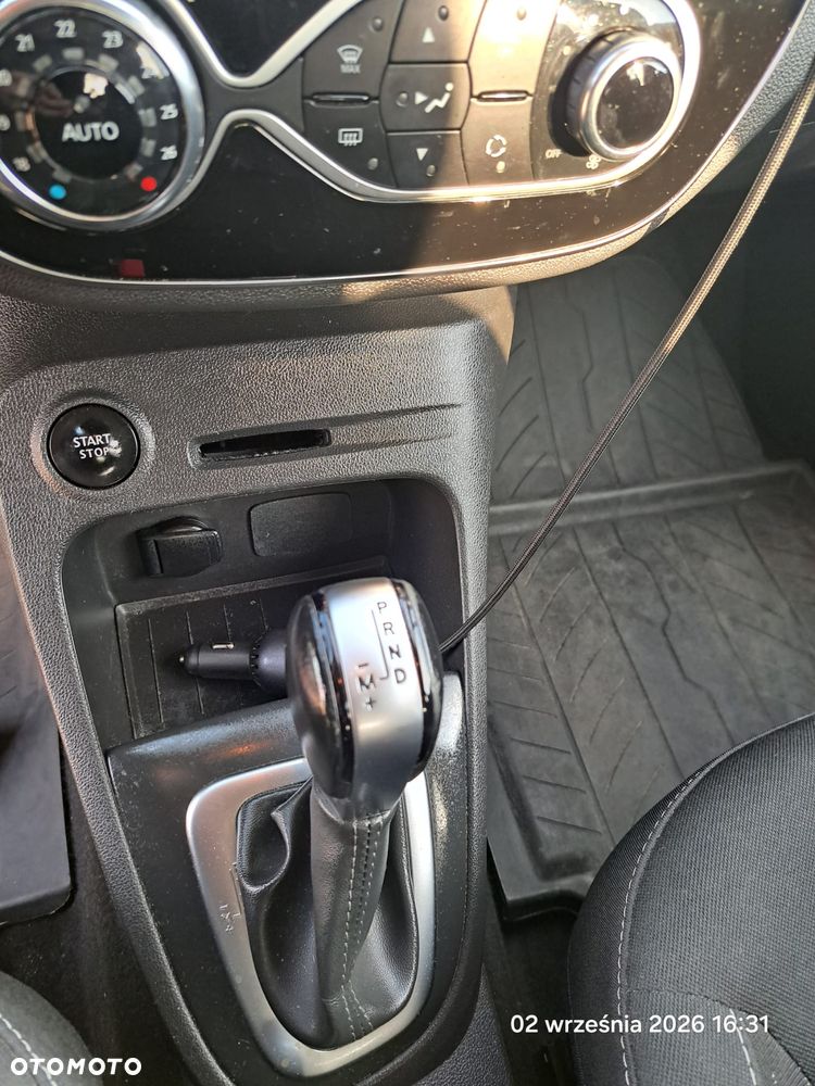 Renault Captur - 11