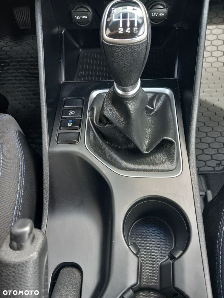 Hyundai Tucson 1.6 GDI BlueDrive Comfort 2WD - 23