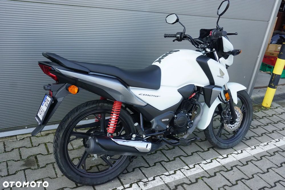 Honda CB - 3