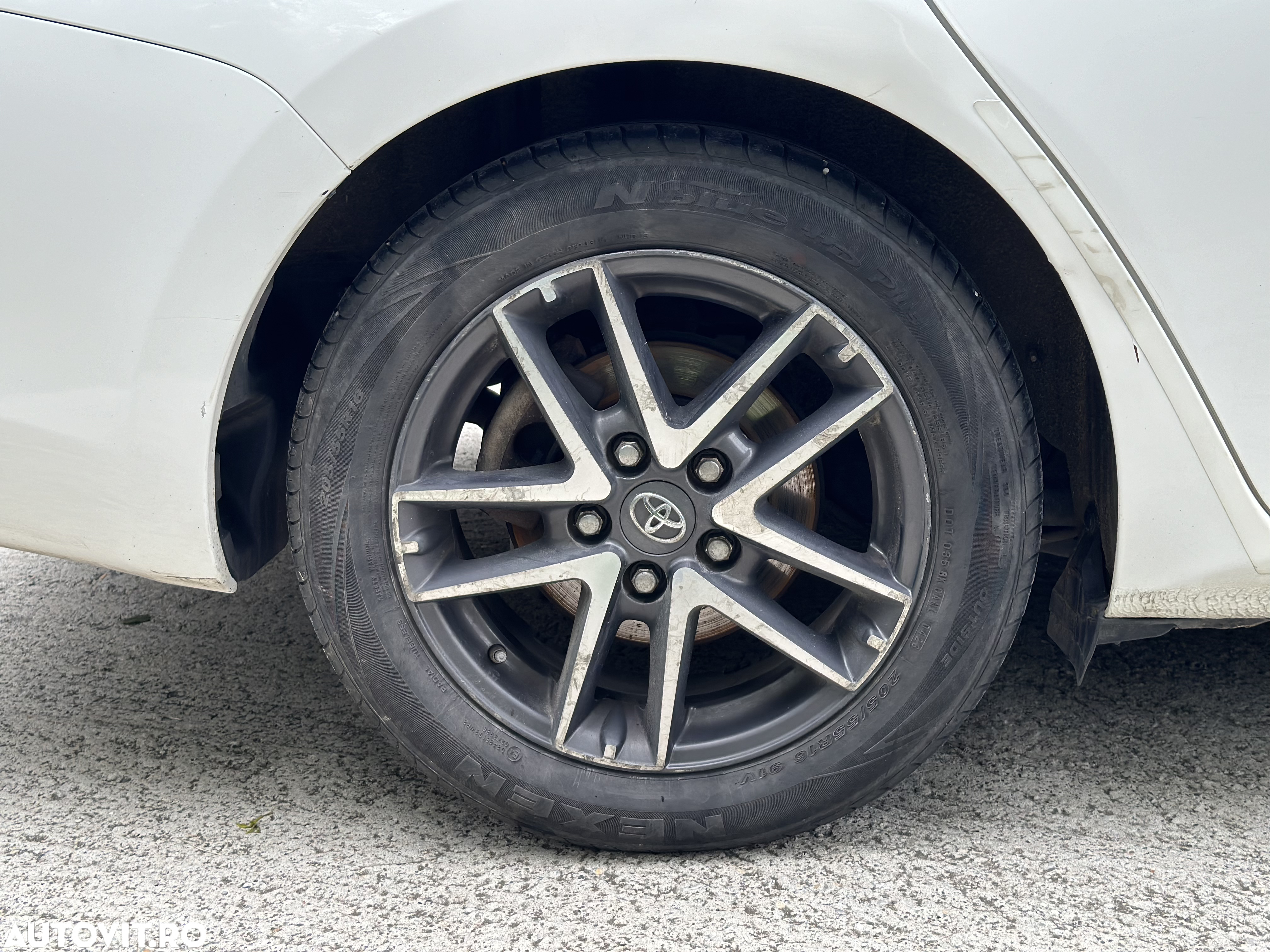 Toyota Auris - 19