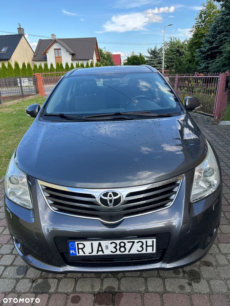 Toyota Avensis 2.0 D-4D Executive - 14