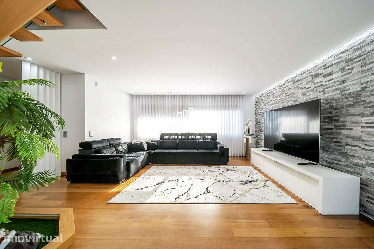 Moradia T4 de Luxo com Piscina  Arcozelo Vila Nova de Gaia - Grande imagem: 2/40