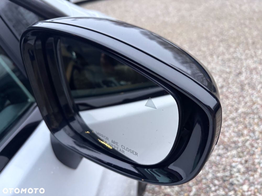 Chrysler Pacifica - 14