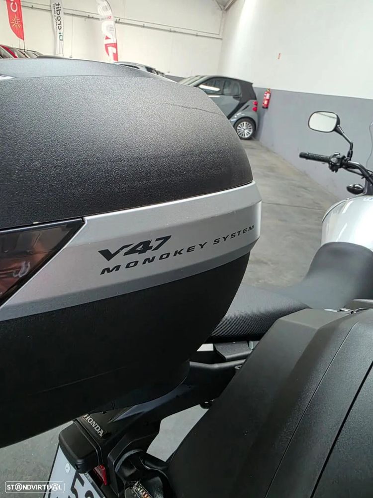 Honda X - 12