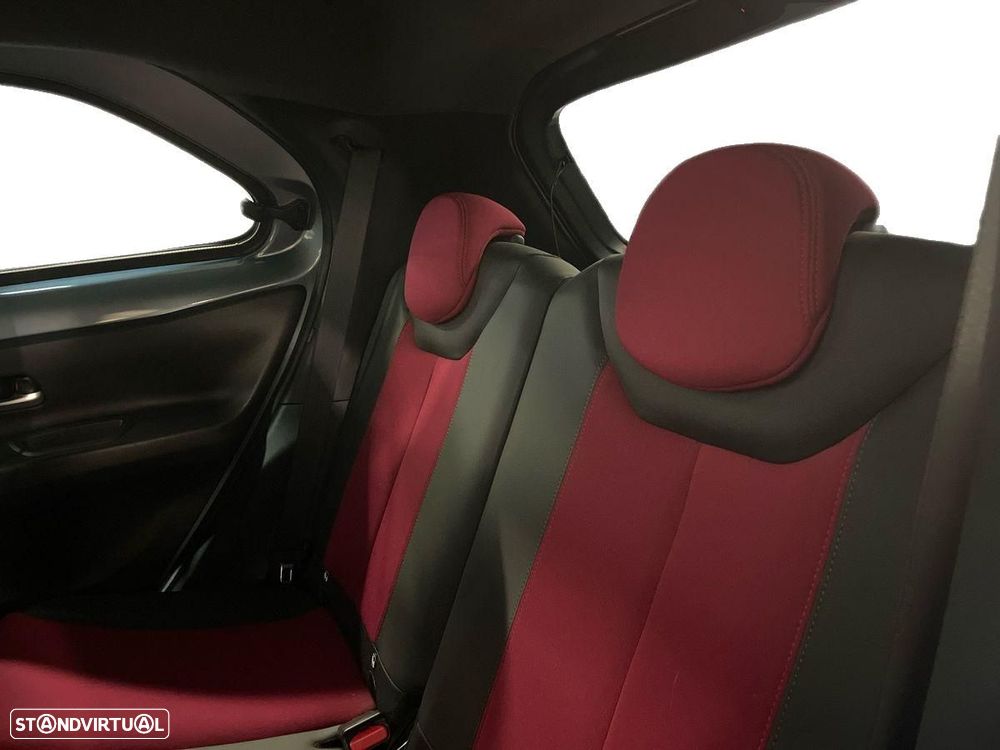 Toyota Aygo X 1.0 Undercover - 11