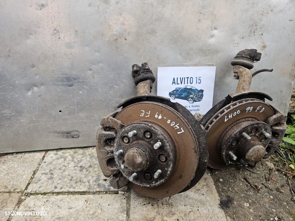 Manga de eixo Mitsubishi L400 2017 - frente esquerda  e frente direita - 2