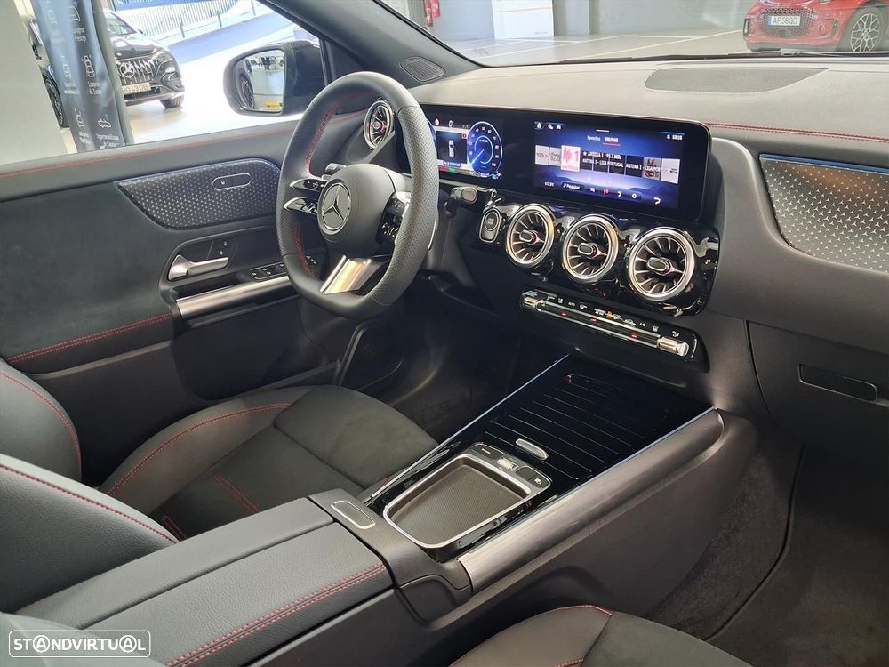 Mercedes-Benz EQA 250+ AMG Line - 16