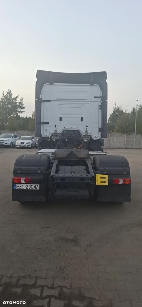 Mercedes-Benz Actros - 6