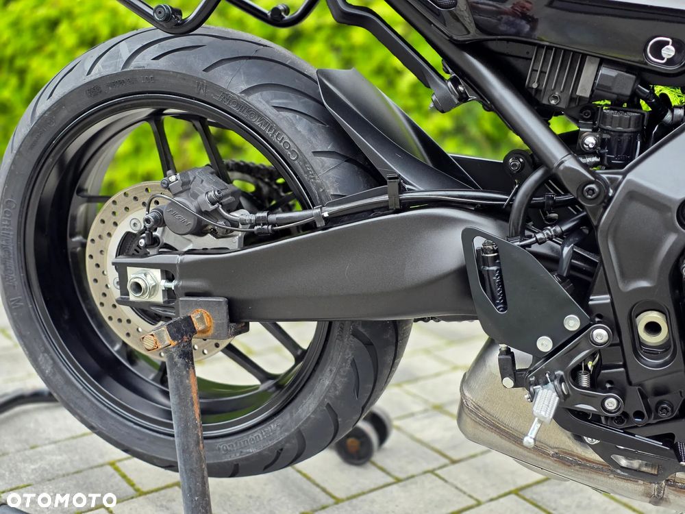 Yamaha XSR - 7