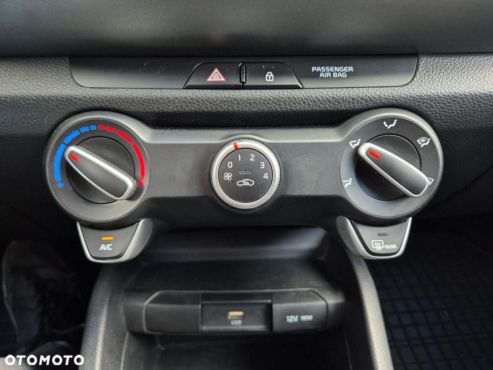Kia Stonic 1.2 M - 21