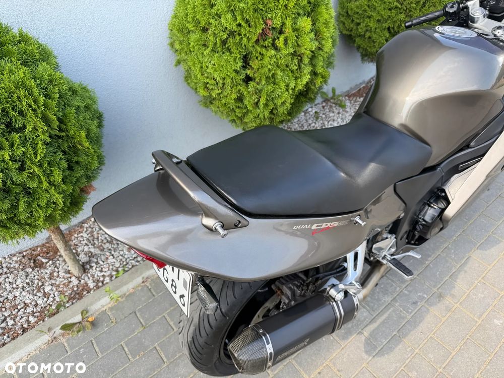 Honda CBR - 25