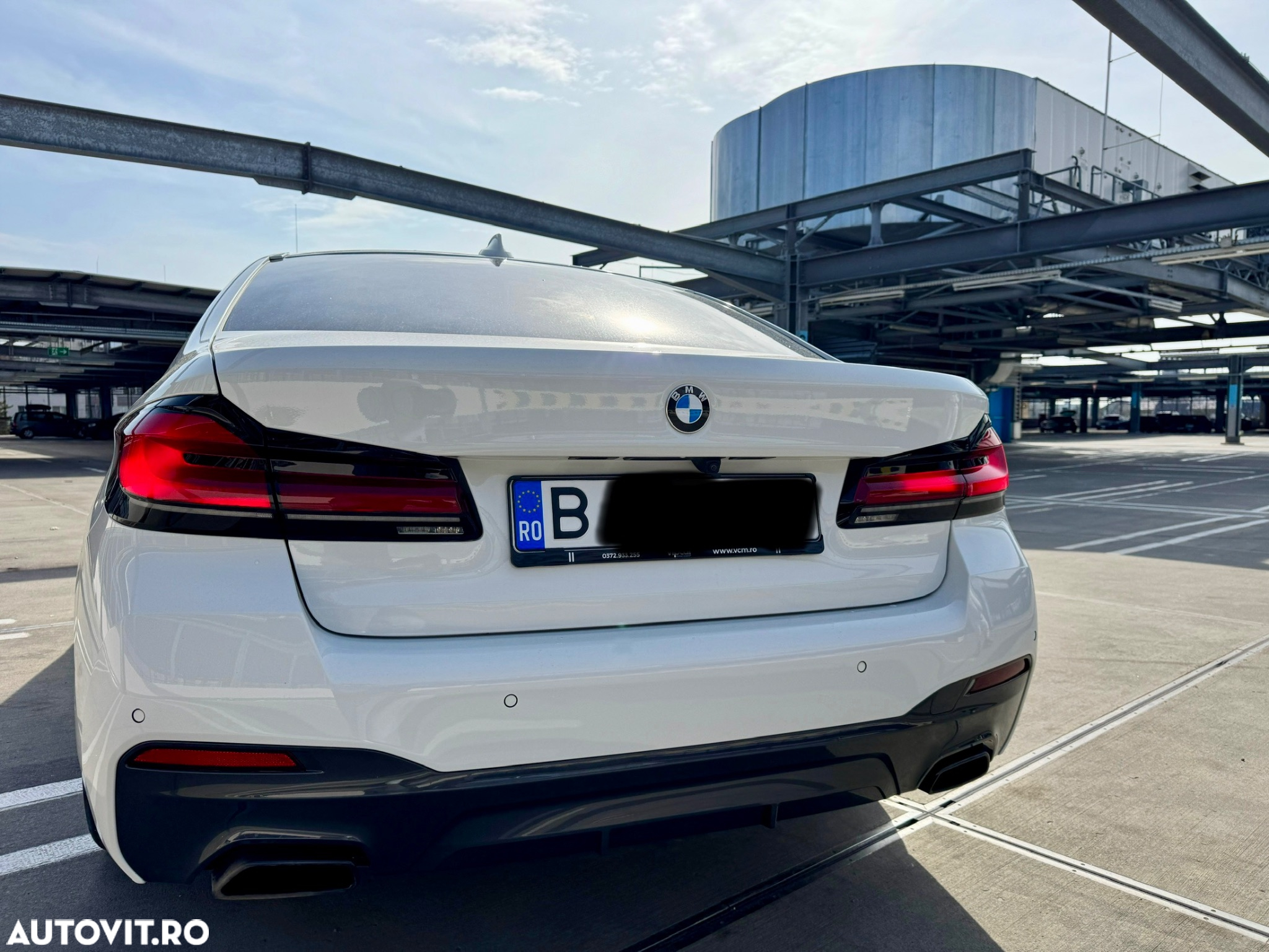 BMW Seria 5 530d xDrive AT MHEV - 6
