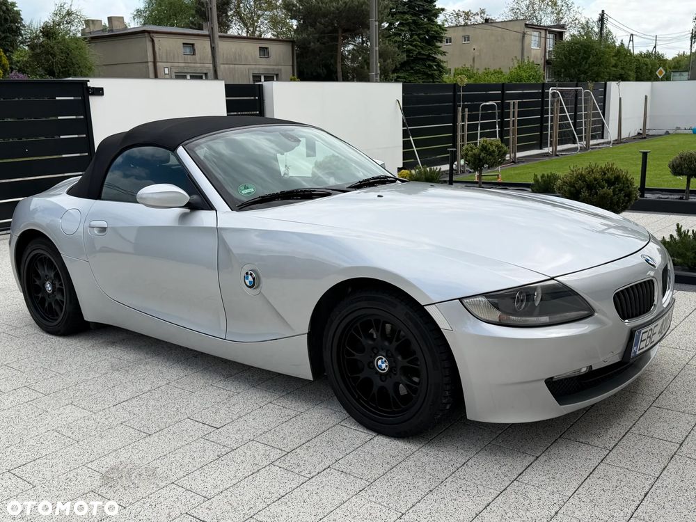 BMW Z4 2.5si - 16