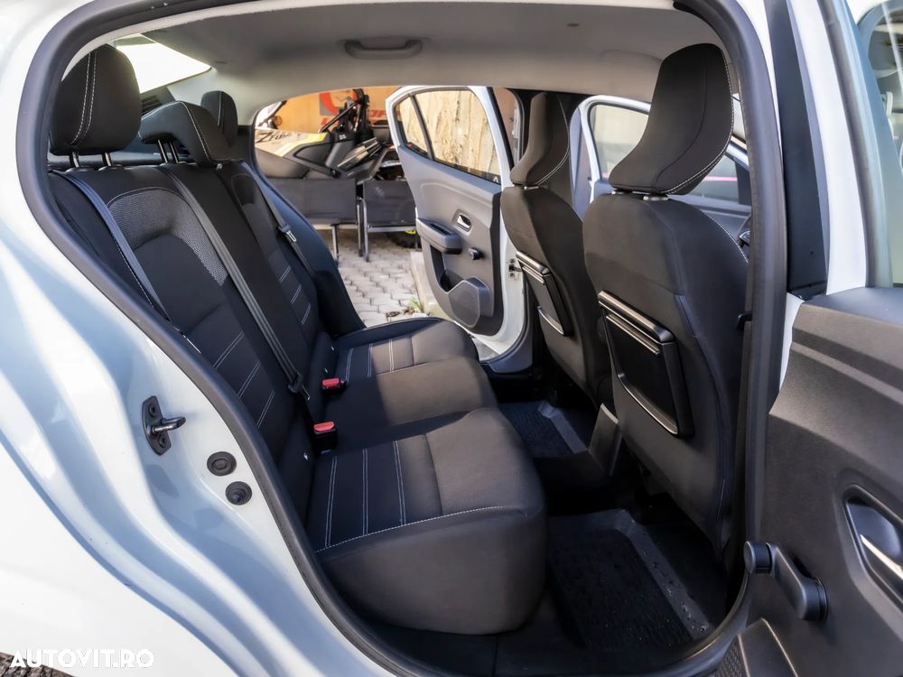 Dacia Logan TCe 90 CVT Comfort - 6