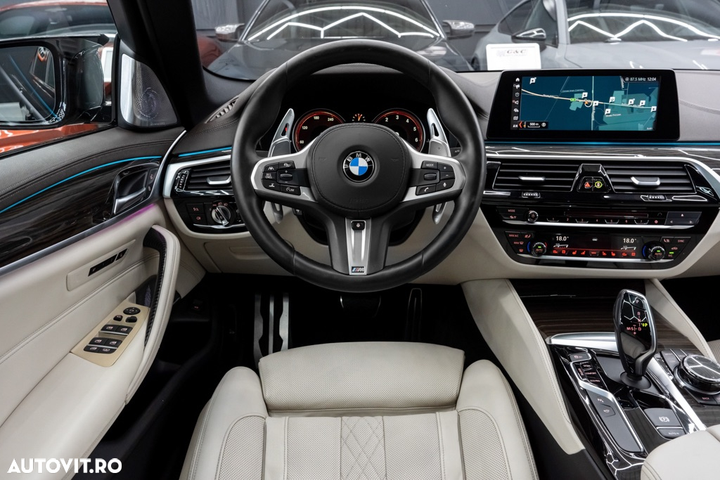 BMW M5 M550i xDrive AT - 9