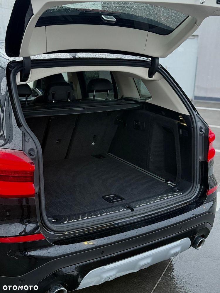 BMW X3 xDrive20d - 28
