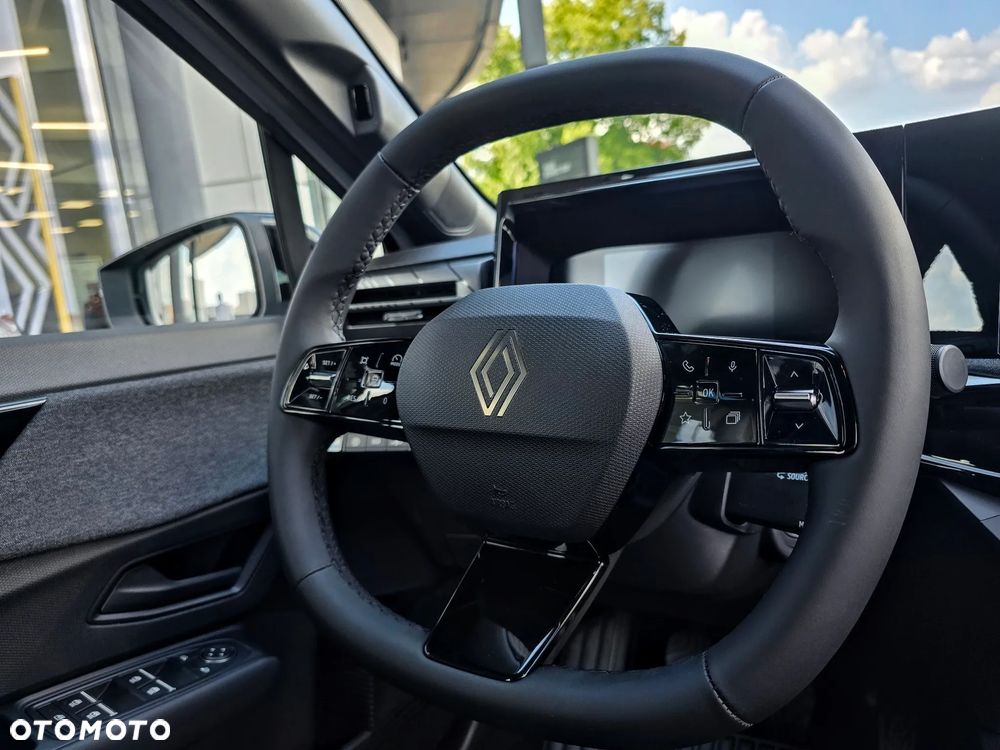 Renault Clio TCe 115 Evolution - 23