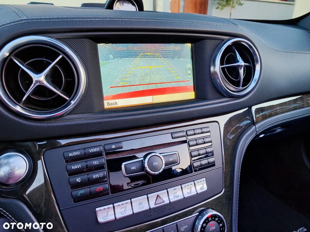 Mercedes-Benz SL 350 7G-TRONIC - 18