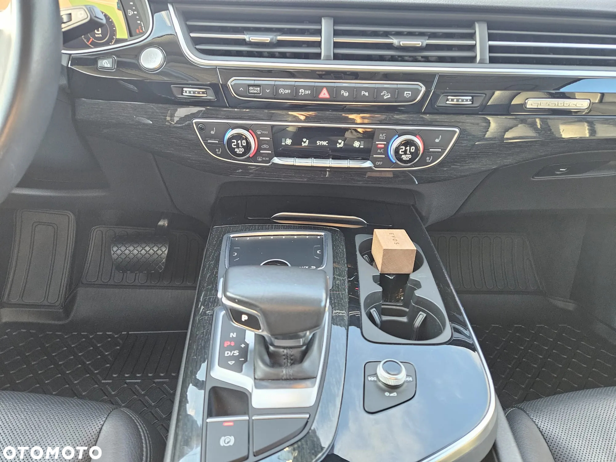 Audi Q7 3.0 TFSI Quattro Tiptronic - 28