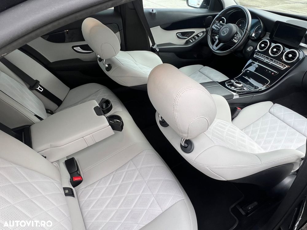 Mercedes-Benz C - 11