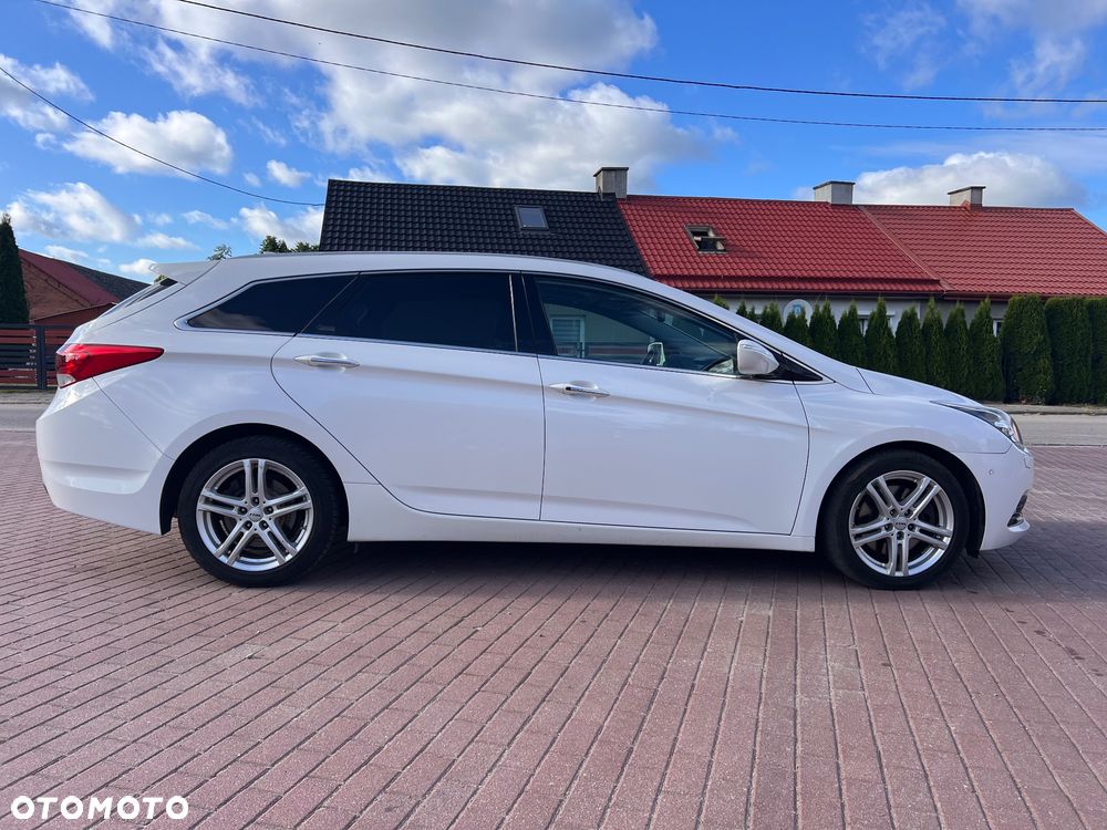 Hyundai i40 Kombi 1.7 CRDi DCT Premium - 8