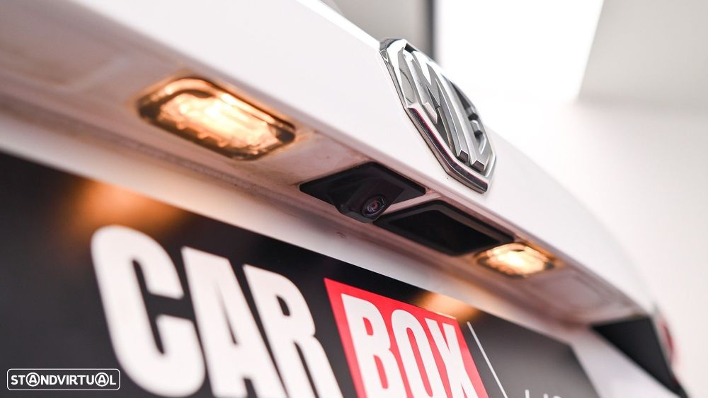 MG EHS 1.5 T-GDI Plug-in Hybrid Luxury - 32