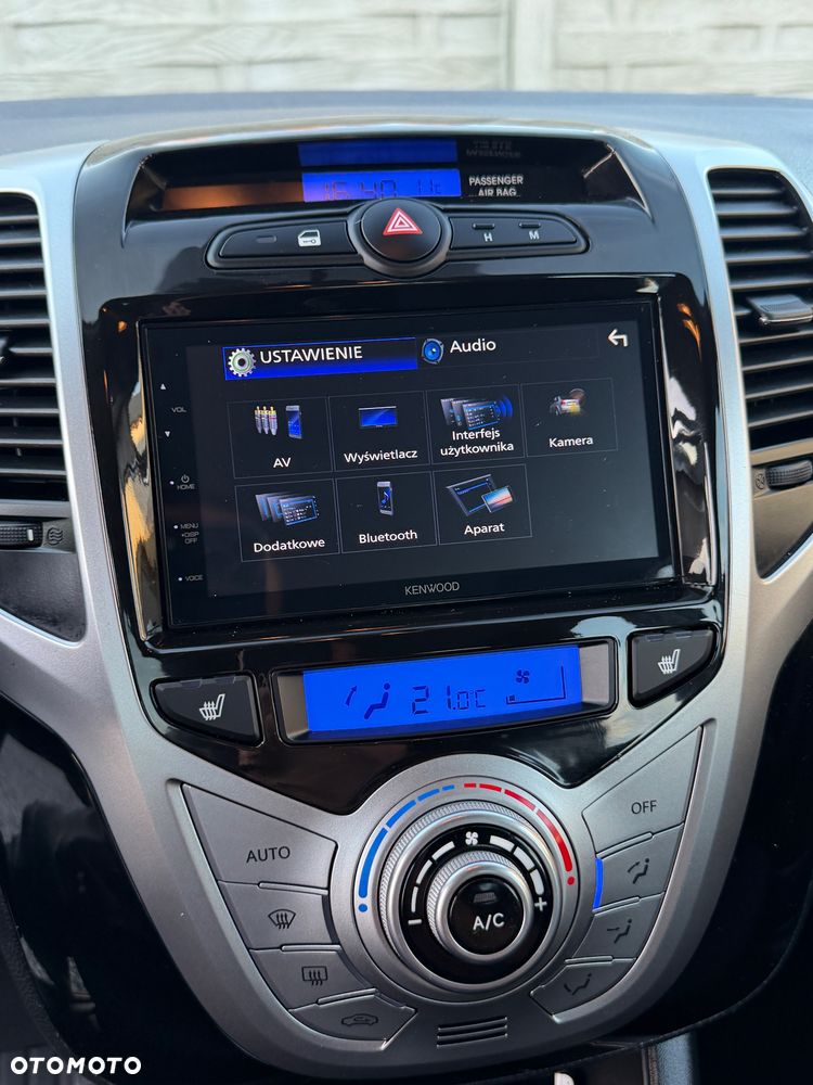 Hyundai ix20 1.4 Premium - 25