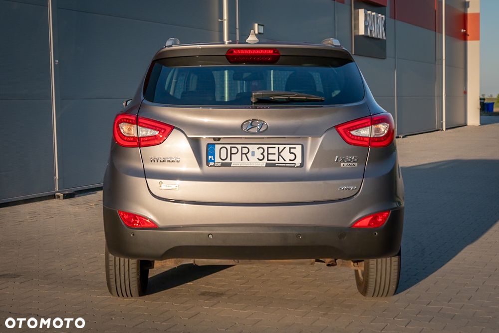 Hyundai ix35 2.0 CRDi 4WD Fifa World Cup Gold Edition - 23