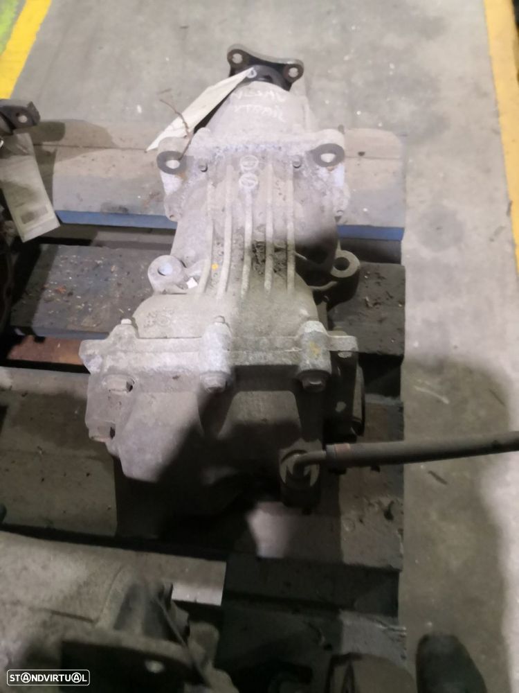 Diferencial  Nissan X-Trail (T30) - 3