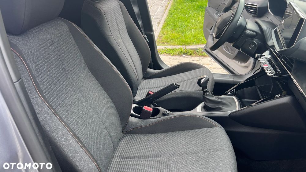 Peugeot 2008 Benzin 100 Style - 22