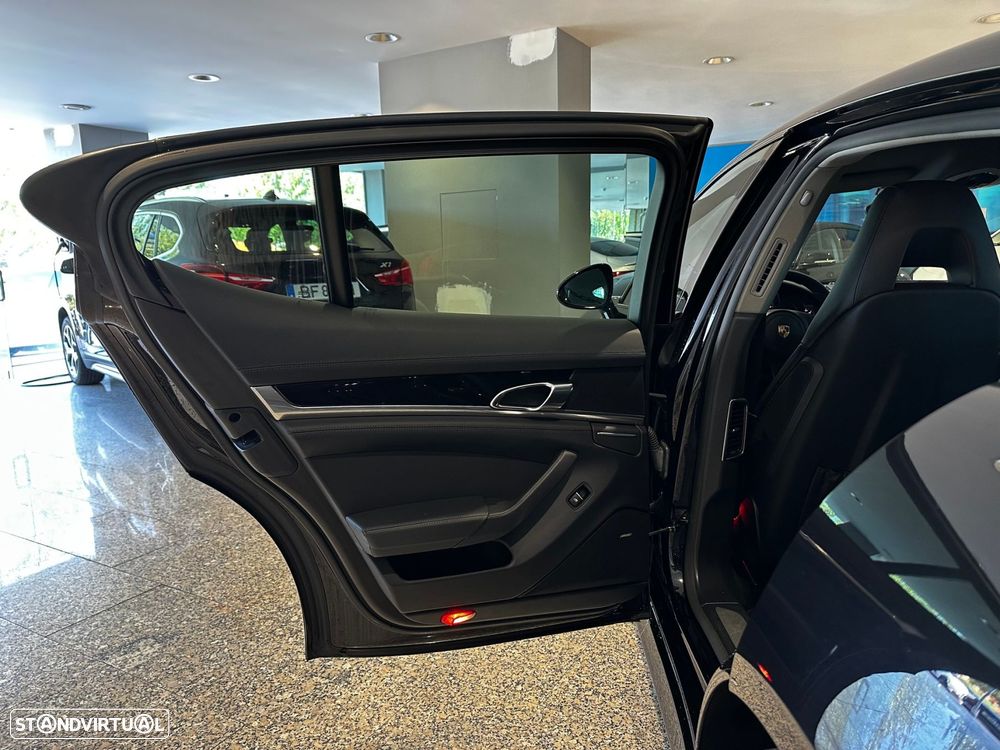 Porsche Panamera Edition - 26