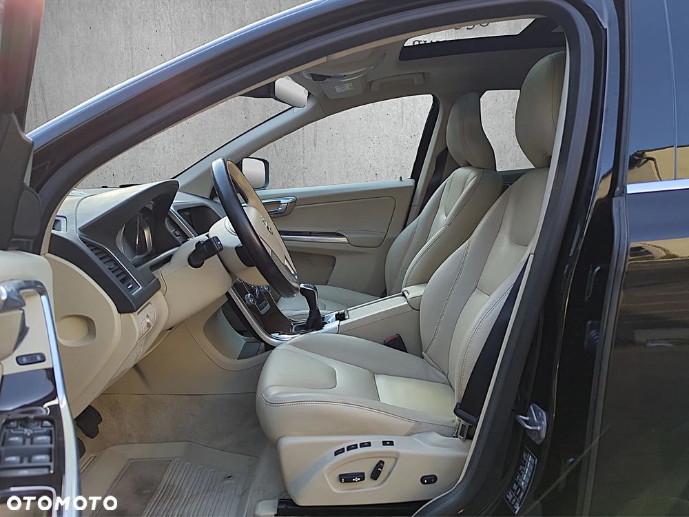 Volvo XC 60 - 10