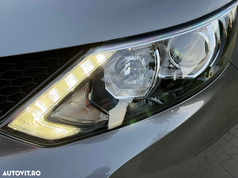 Nissan Qashqai 1.5 DCI N-Connecta - 23