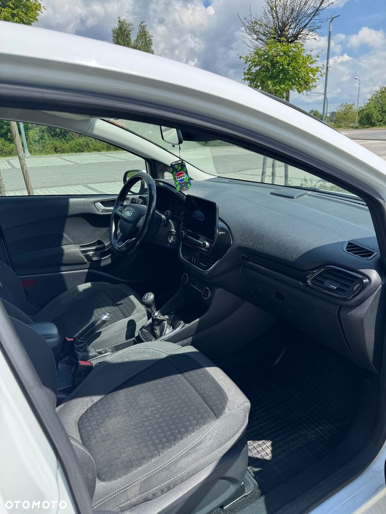 Ford Fiesta - 20