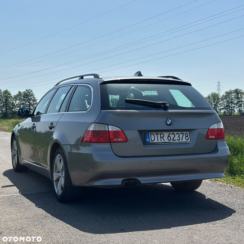 BMW Seria 5 525xi - 5