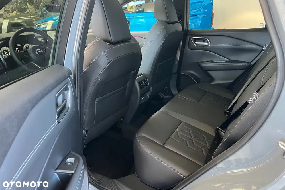 Nissan Qashqai 1.3 DIG-T MHEV Tekna+ Xtronic - 25