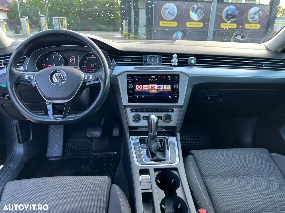 Volkswagen Passat 2.0 TDI SCR 4Motion DSG Highline - 12