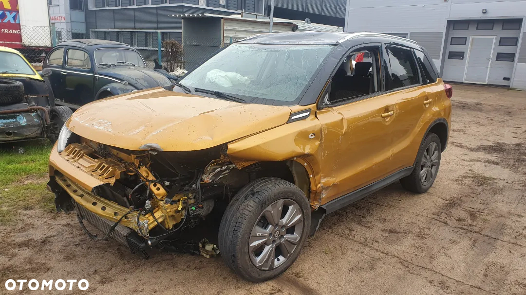 Suzuki Vitara 1.0 Boosterjet Premium 2WD - 3