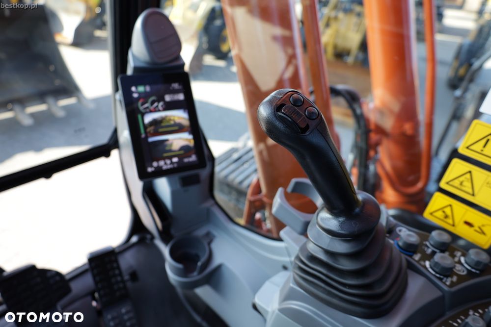 Hitachi ZX350LCN-7 - 24