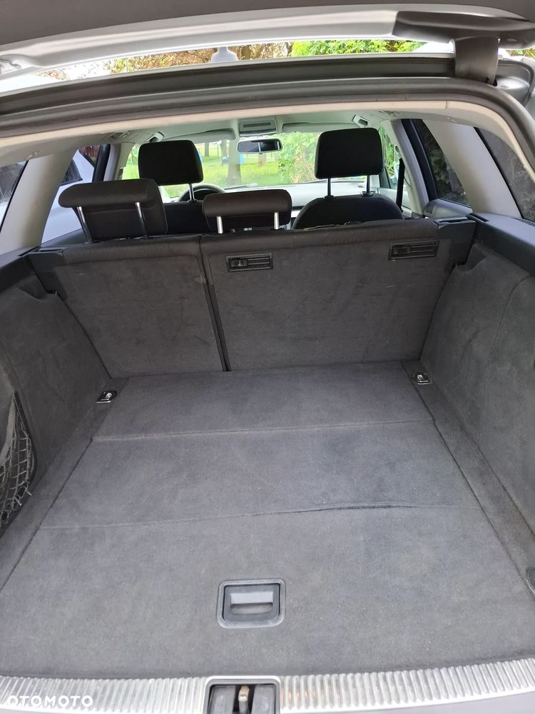 Audi A4 Avant 2.0 TDI - 7