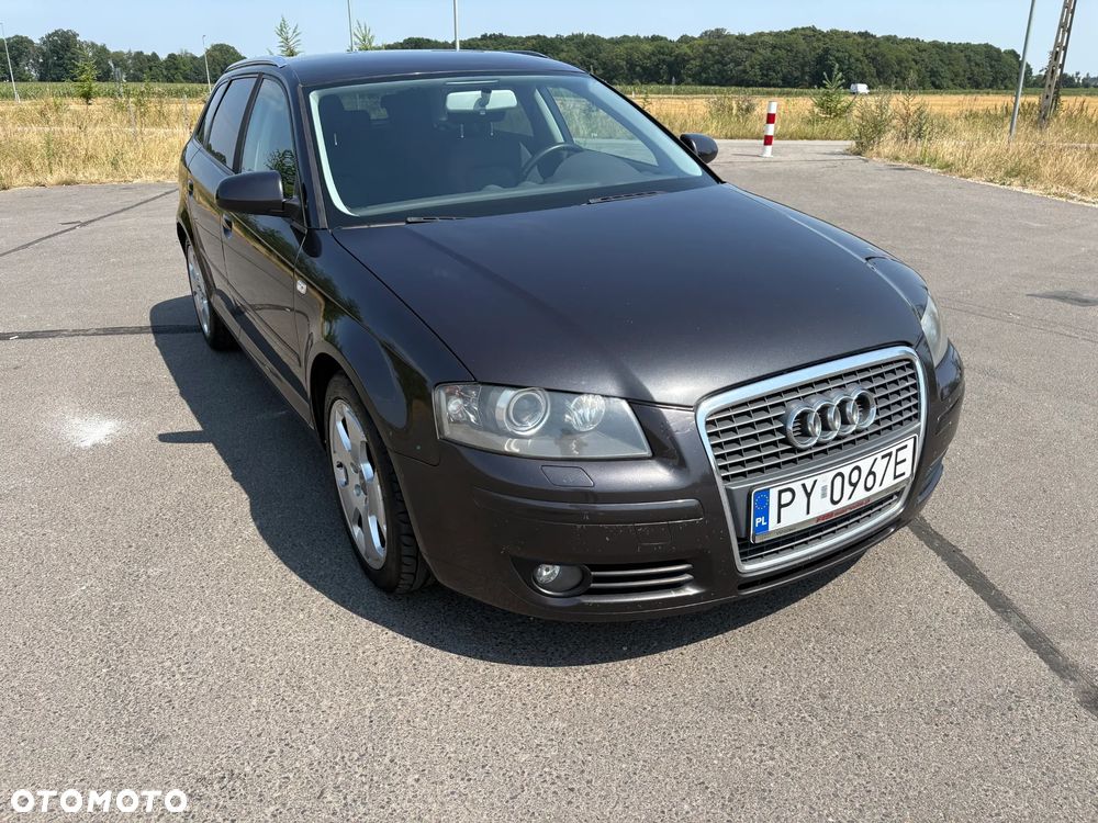 Audi A3 Sportback 2.0 TDI Ambiente - 8